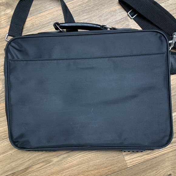 Tarsus Briefcase - Picture 10 of 12